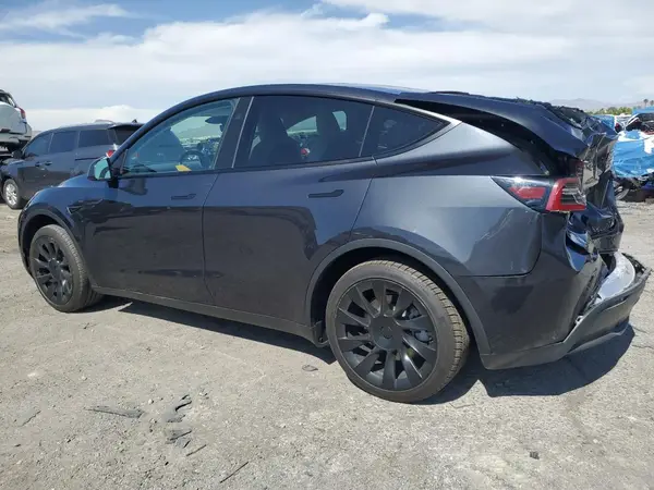 7SAYGDED5RF038259 2024 TESLA MODEL Y - Image 2