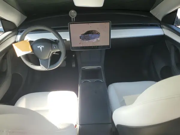 7SAYGDED5RF038259 2024 TESLA MODEL Y - Image 8