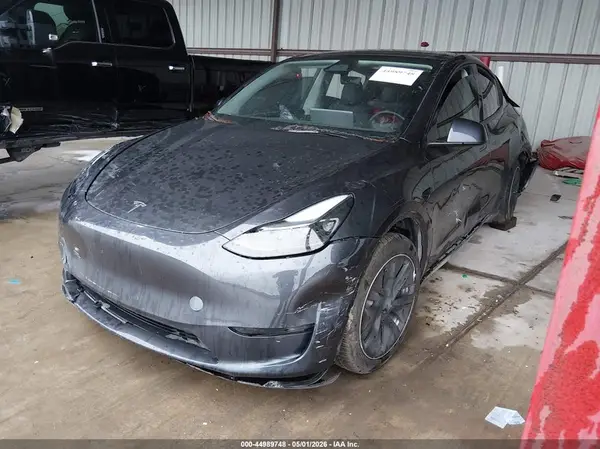 7SAYGDED5RF041775 2024 TESLA MODEL Y - Image 2