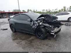 7SAYGDED5RF046877 2024 TESLA MODEL Y