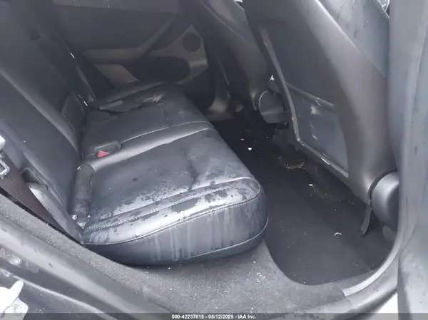7SAYGDED5RF046877 2024 TESLA MODEL Y - Image 8