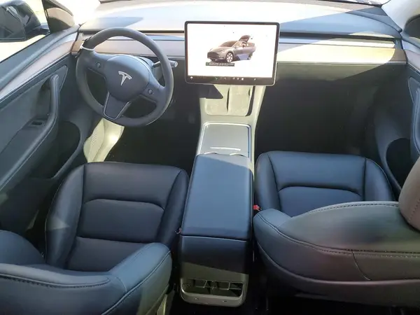 7SAYGDED5RF050234 2024 TESLA MODEL Y - Image 8