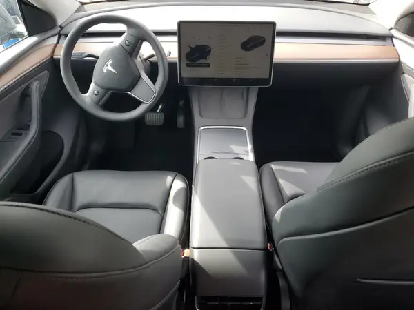 7SAYGDED5RF076736 2024 TESLA MODEL Y - Image 8