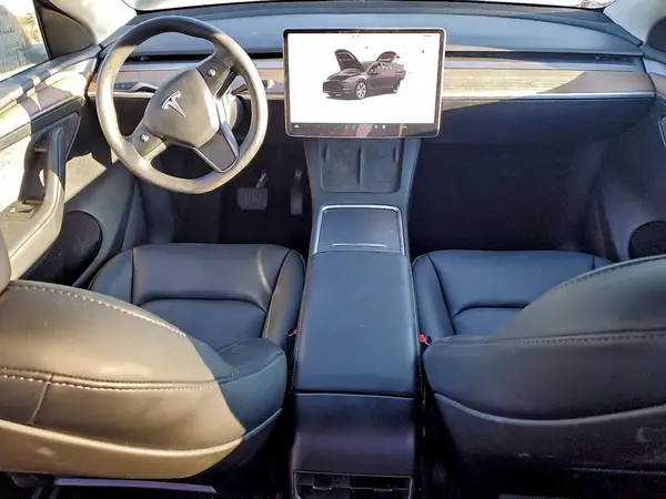 7SAYGDED5RF091995 2024 TESLA MODEL Y - Image 8
