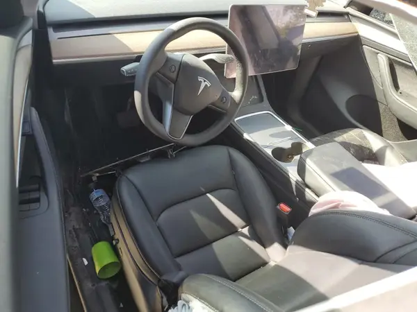 7SAYGDED5RF092368 2024 TESLA MODEL Y - Image 8