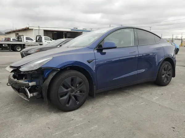 7SAYGDED5RF094895 2024 TESLA MODEL Y - Image 1