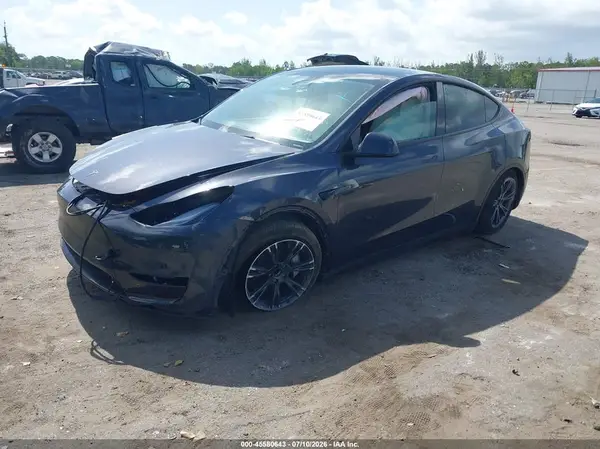 7SAYGDED5RF098588 2024 TESLA MODEL Y - Image 2