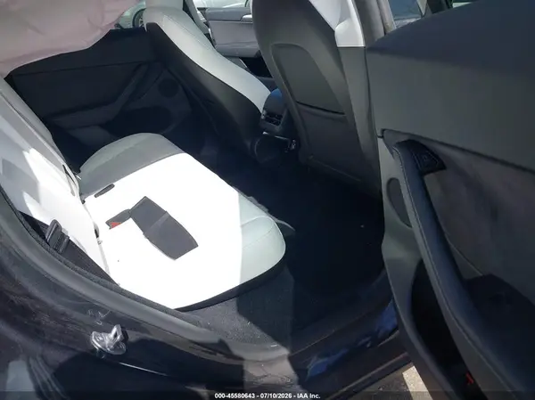 7SAYGDED5RF098588 2024 TESLA MODEL Y - Image 8