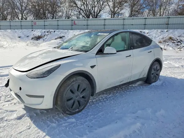 7SAYGDED5RF103322 2024 TESLA MODEL Y - Image 1