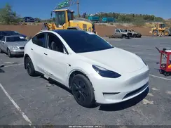 7SAYGDED5RF105281 2024 TESLA MODEL Y
