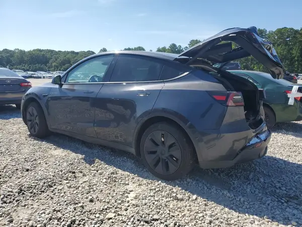 7SAYGDED5RF116071 2024 TESLA MODEL Y - Image 2