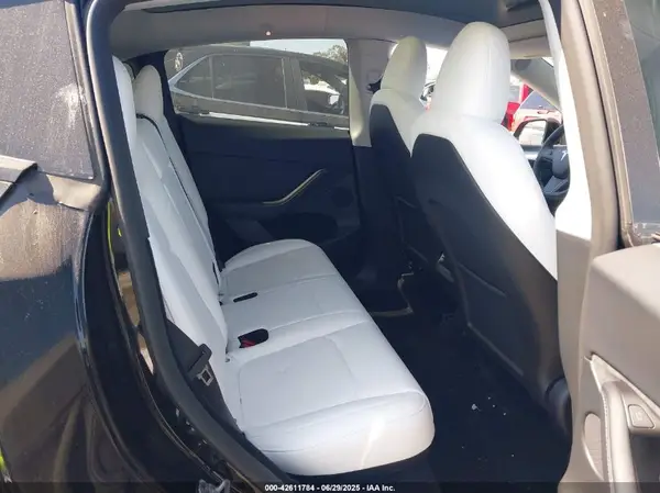 7SAYGDED5RF126518 2024 TESLA MODEL Y - Image 8