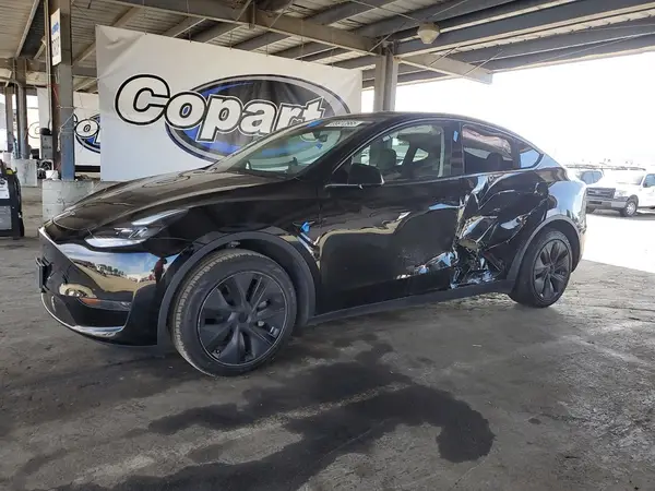 7SAYGDED5RF126907 2024 TESLA MODEL Y - Image 1
