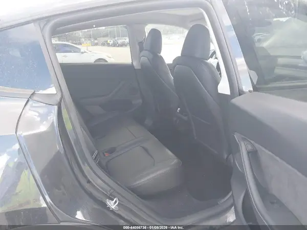 7SAYGDED5RF160751 2024 TESLA MODEL Y - Image 8