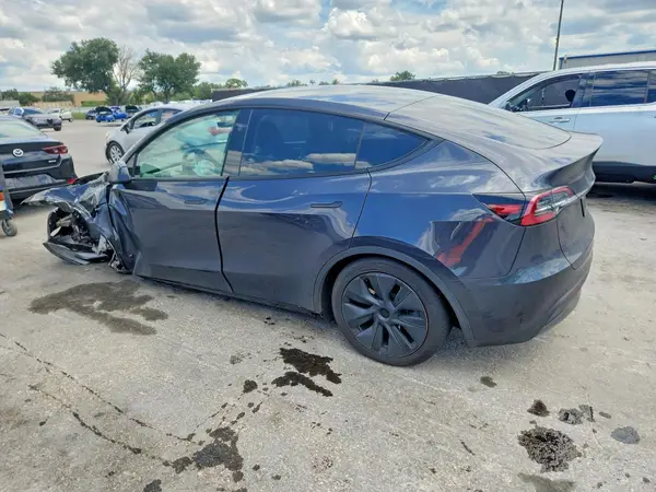 7SAYGDED5RF161043 2024 TESLA MODEL Y - Image 2