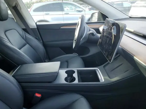 7SAYGDED5RF178845 2024 TESLA MODEL Y - Image 8