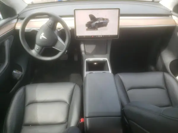 7SAYGDED5RF199713 2024 TESLA MODEL Y - Image 8