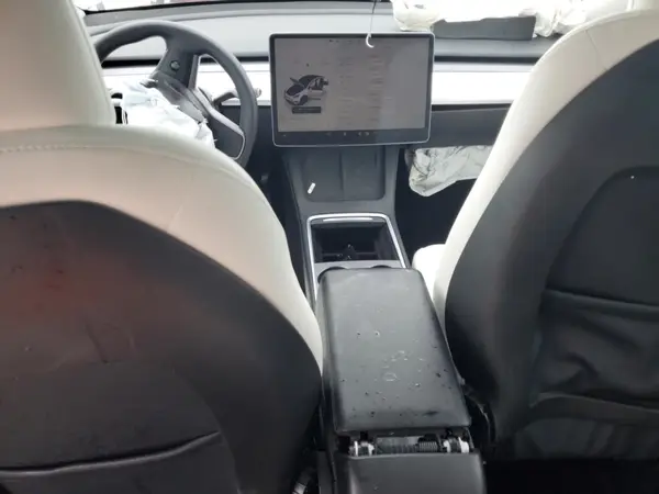 7SAYGDED5RF200049 2024 TESLA MODEL Y - Image 8