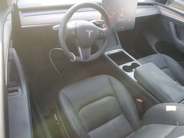 7SAYGDED5RF204649 2024 TESLA MODEL Y - Image 8