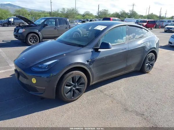 7SAYGDED5RF208894 2024 TESLA MODEL Y - Image 2