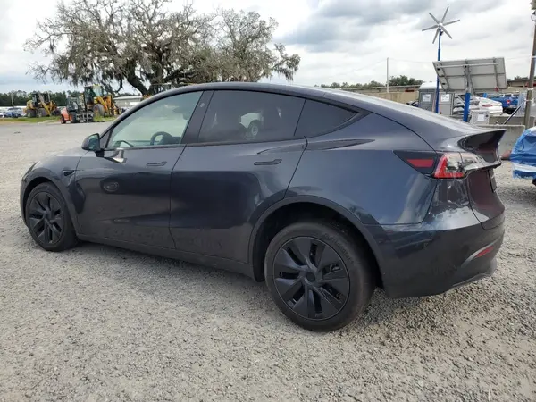 7SAYGDED5RF209494 2024 TESLA MODEL Y - Image 2