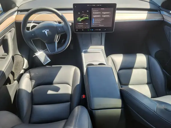 7SAYGDED5RF230457 2024 TESLA MODEL Y - Image 8