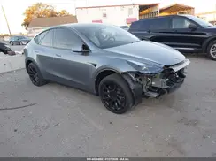 7SAYGDED5SA340914 2025 TESLA MODEL Y