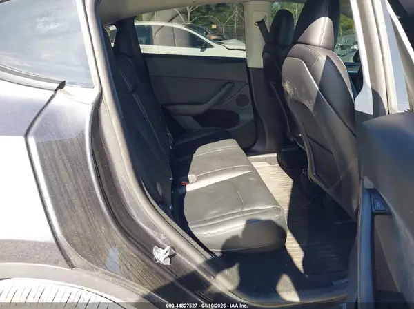 7SAYGDED5SA343358 2025 TESLA MODEL Y - Image 8
