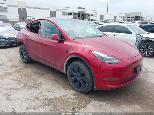 7SAYGDED5SA348513 2025 TESLA MODEL Y - Image 1