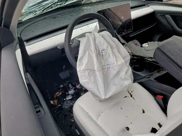 7SAYGDED5SA371466 2025 TESLA MODEL Y - Image 8