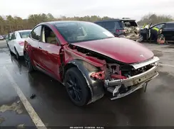 7SAYGDED5SA371970 2025 TESLA MODEL Y