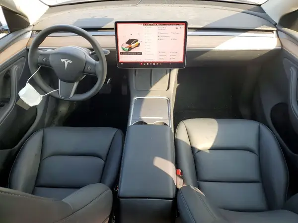 7SAYGDED5SA372763 2025 TESLA MODEL Y - Image 8