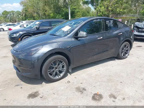 7SAYGDED5SA374996 2025 TESLA MODEL Y - Image 2