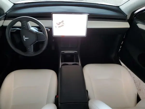 7SAYGDED5SA375937 2025 TESLA MODEL Y - Image 8