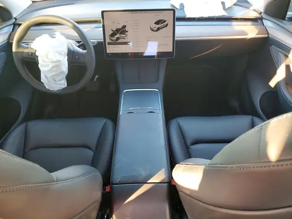 7SAYGDED5SF223532 2025 TESLA MODEL Y - Image 8