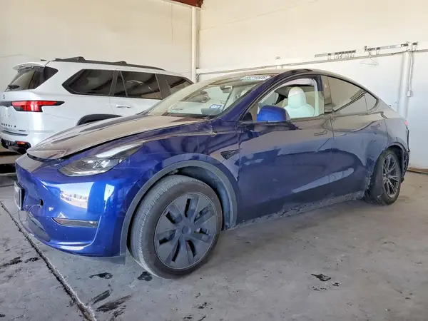 7SAYGDED5SF253436 2025 TESLA MODEL Y - Image 1
