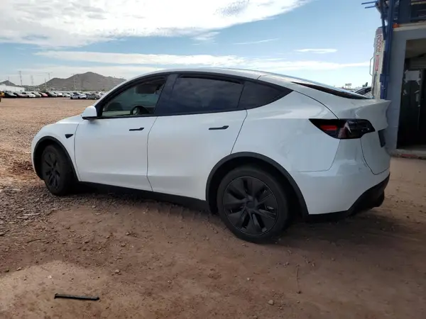 7SAYGDED5SF255090 2025 TESLA MODEL Y - Image 2