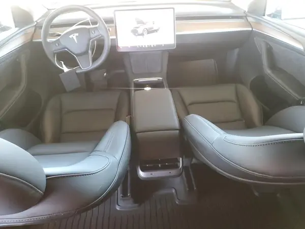 7SAYGDED5SF259138 2025 TESLA MODEL Y - Image 8