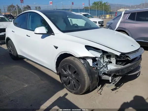 7SAYGDED5SF316468 2025 TESLA MODEL Y - Image 1