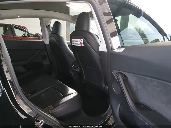 7SAYGDED5SF317278 2025 TESLA MODEL Y - Image 8