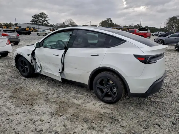 7SAYGDED5TA419498 2026 TESLA MODEL Y - Image 2