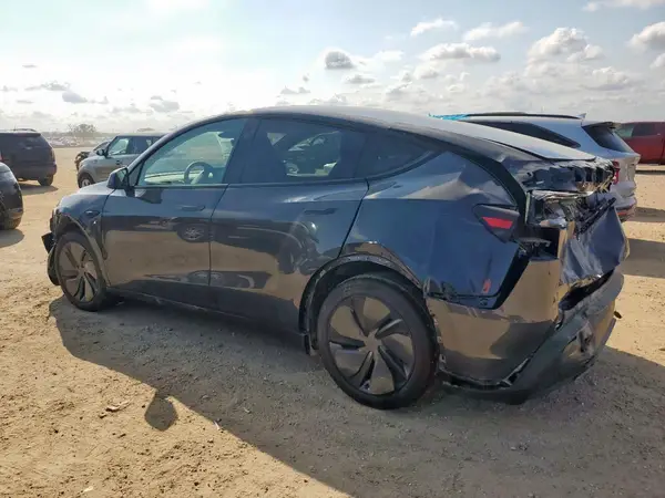 7SAYGDED5TA429500 2026 TESLA MODEL Y - Image 2