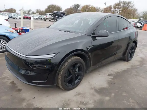 7SAYGDED5TA438620 2026 TESLA MODEL Y - Image 2