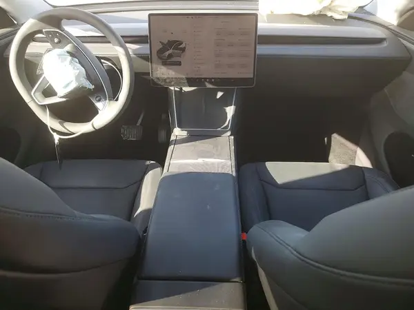 7SAYGDED5TA439394 2026 TESLA MODEL Y - Image 8