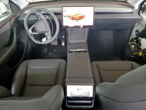 7SAYGDED5TA449472 2026 TESLA MODEL Y - Image 8