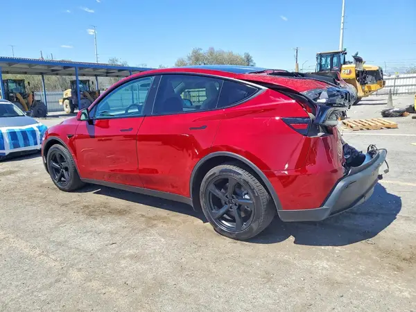7SAYGDED5TA498073 2026 TESLA MODEL Y - Image 2