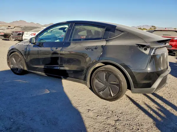 7SAYGDED5TA579932 2026 TESLA MODEL Y - Image 2