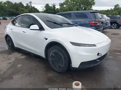 7SAYGDED5TA594043 2026 TESLA MODEL Y