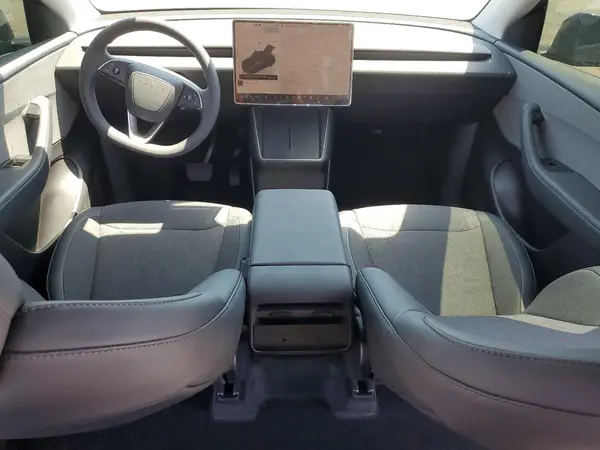 7SAYGDED5TA601296 2026 TESLA MODEL Y - Image 8