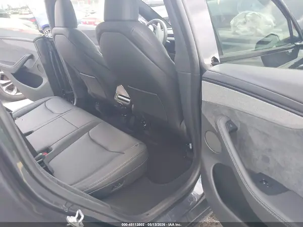 7SAYGDED5TA647114 2026 TESLA MODEL Y - Image 8